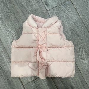 Baby Gap girl’s pink puffer vest. Size 6-12 months. Like NEW